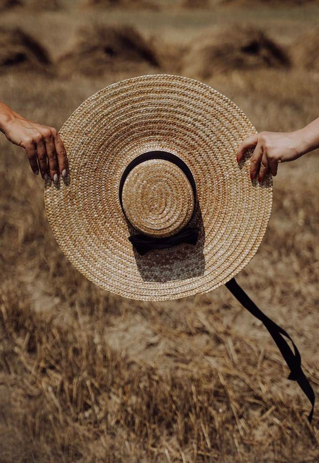 PIA Wide Brim Straw Hat